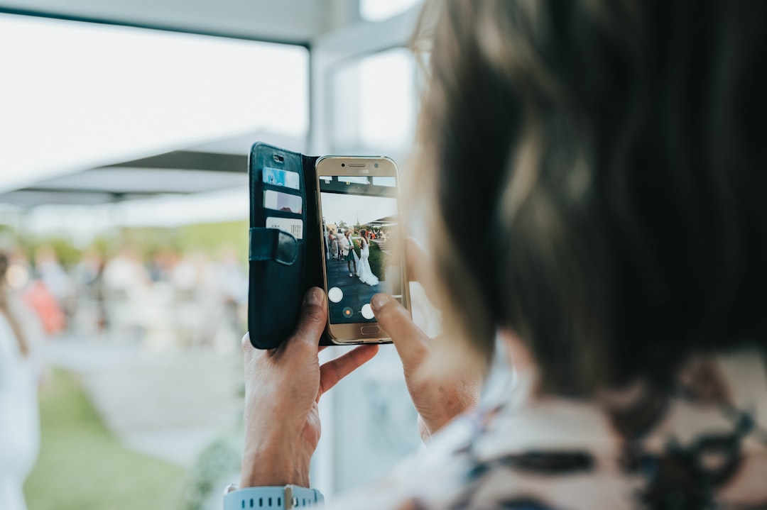 Snapchat Spotlight for Fashion: Is It Worth It in 2026?