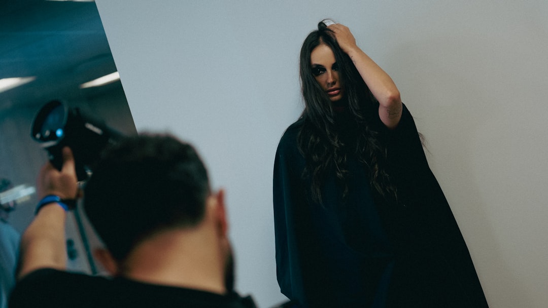 How to Write Fashion Video Scripts That Stop the Scroll